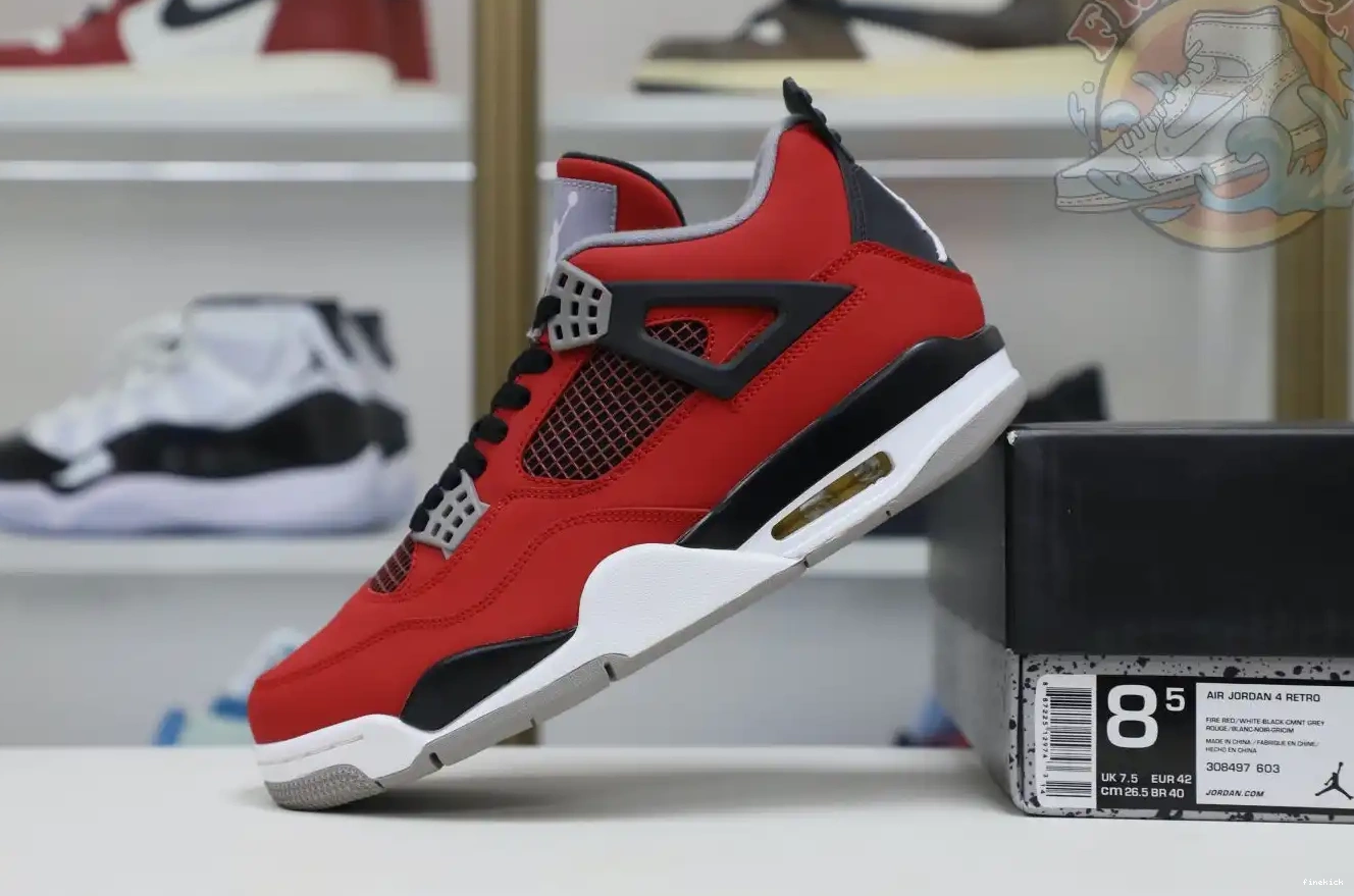 Bravo Jordan Air Jordan4 RetroToro 0520